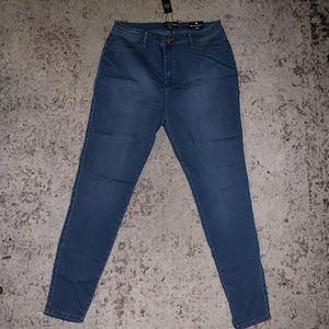 Daredevil high rise skinny jeans